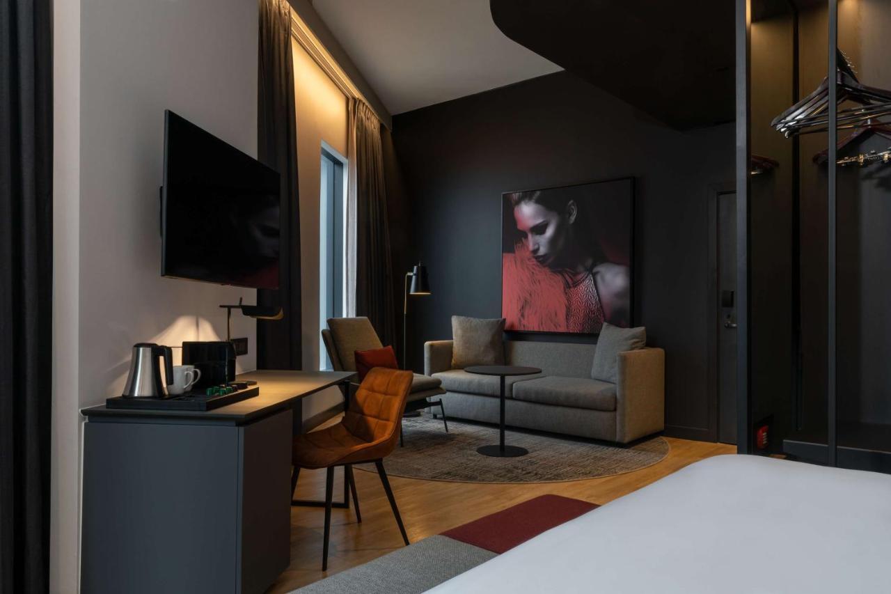 Radisson Red Hotel Johannesburg Rosebank Exteriör bild