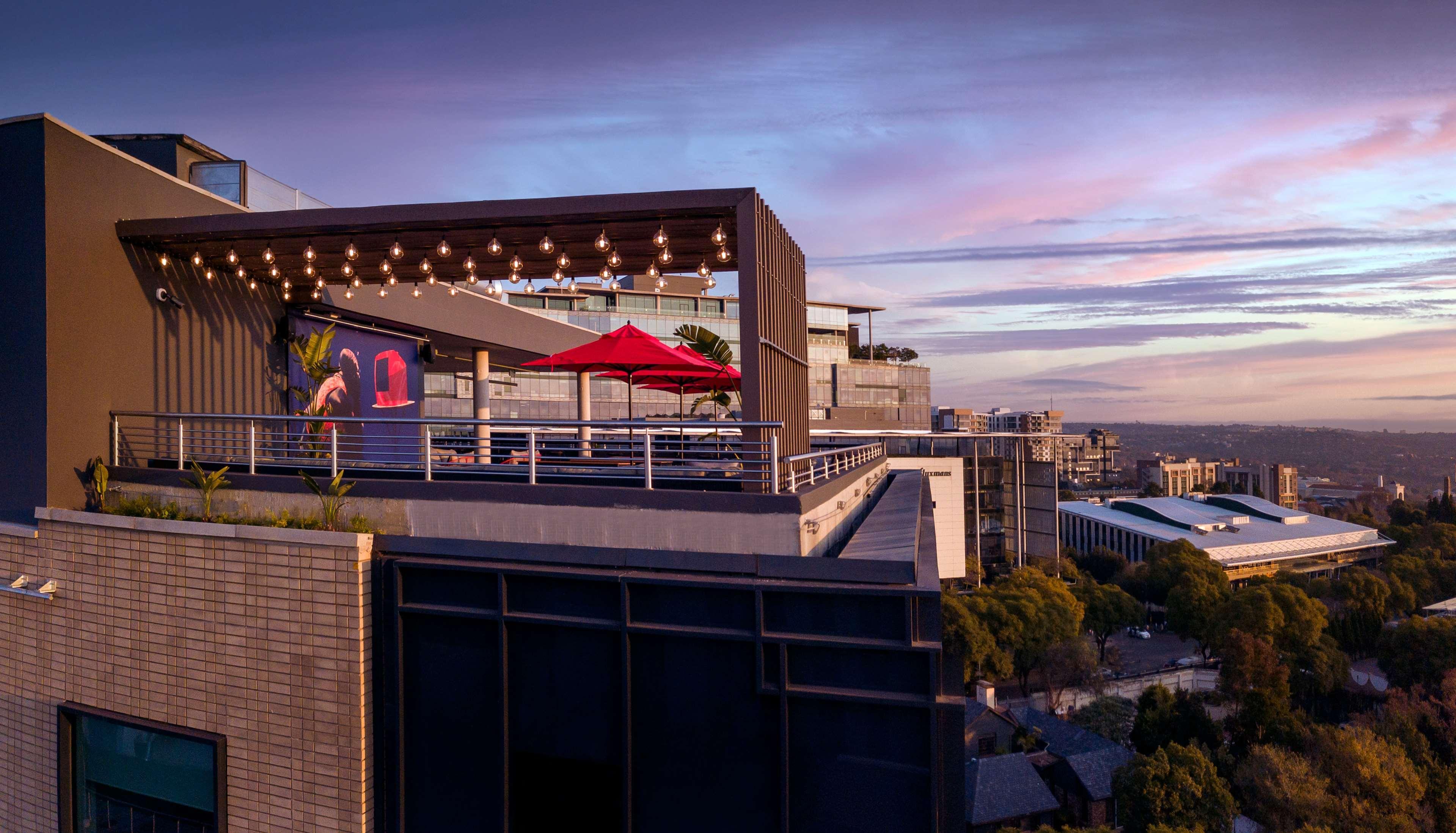 Radisson Red Hotel Johannesburg Rosebank Exteriör bild