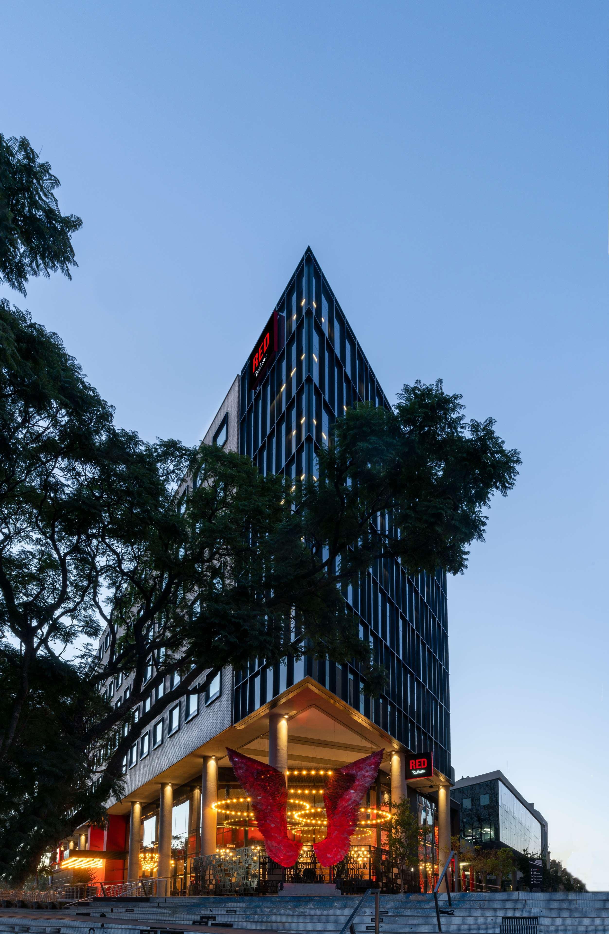 Radisson Red Hotel Johannesburg Rosebank Exteriör bild